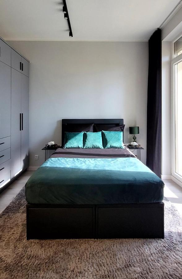 16 Z Parkingiem Apartment *
