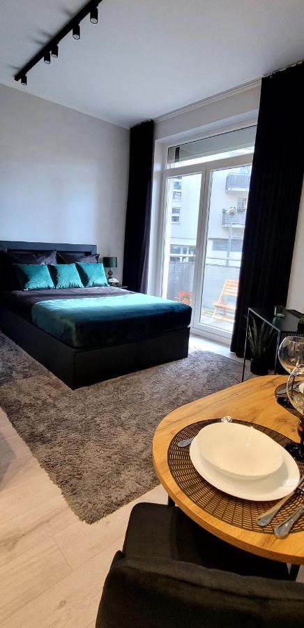 16 Z Parkingiem Apartmán